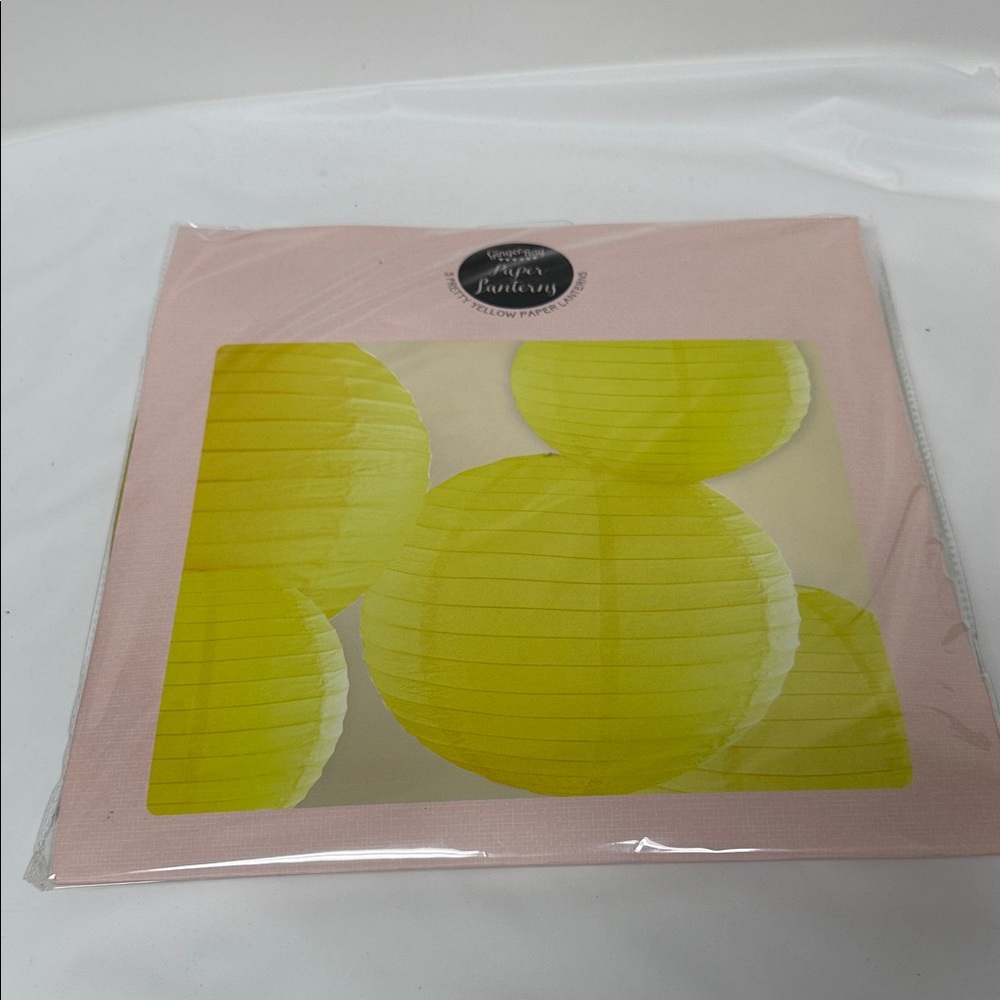 Ginger Ray 5 Yellow paper Lanterns